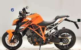 KTM 1290 SUPER DUKE R 2014 V3940