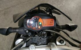 KTM 690 DUKE R 2011 LDU