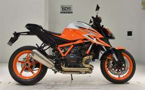 KTM 1290 SUPER DUKE R 2024