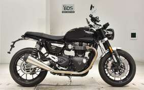 TRIUMPH SPEED TWIN 2023 AD85H4