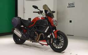 DUCATI DIAVEL STRADA 2013