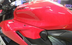 DUCATI STREETFIGHTER V2 2022