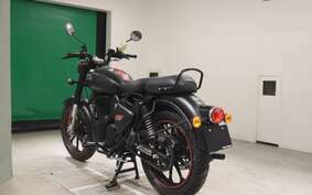 ROYAL ENFIELD CLASSIC 2022