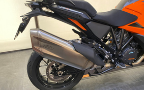 KTM 1290 SUPER ADVENTURE 2022 V7940