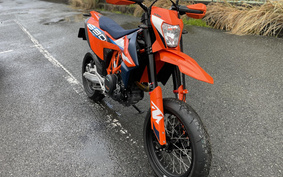 KTM 690 SMC R 2024 LSV40