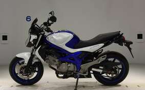 SUZUKI GLADIUS 650 A 2013