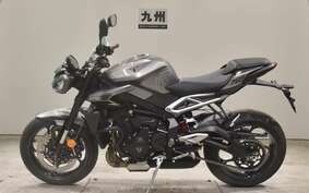 TRIUMPH STREET TRIPLE R 2023