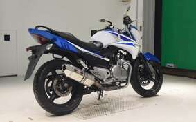 SUZUKI GSR250