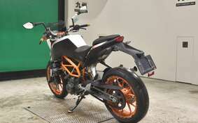 KTM 390 DUKE 2015