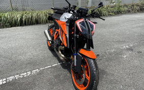 KTM 1290 SUPER DUKE R 2024 V3940