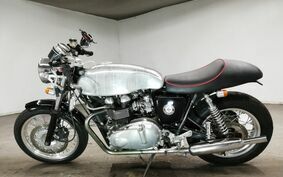 TRIUMPH THRUXTON 900 2004 J9042G