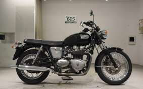 TRIUMPH BONNEVILLE 2005 J900TM