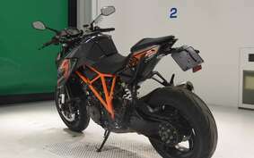 KTM 1290 SUPER DUKE R 2015