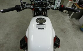 MOTO GUZZI V7 SPECIAL 2013