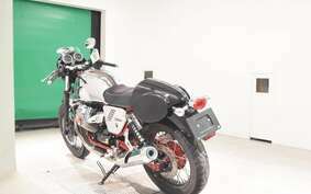 MOTO GUZZI V7 RACER 2011