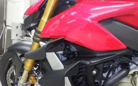 DUCATI STREETFIGHTER V4 S 2023