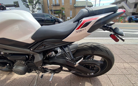 TRIUMPH STREET TRIPLE 2020 DA52AZ