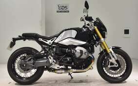 BMW R NINE T 2015