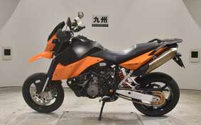 KTM 990 SUPERMOTO 2012