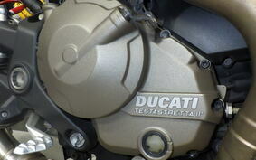 DUCATI MONSTER 821 2015