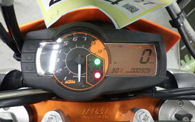 KTM 690 SMC R 2013 LST40