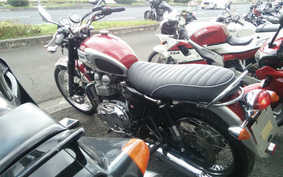 TRIUMPH BONNEVILLE 900 2001 J900TM