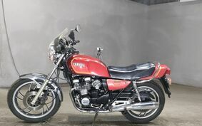 YAMAHA XJ550 4V8