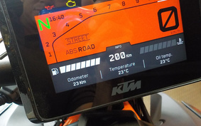 KTM 1290 SUPER DUKE R 2024 V3940