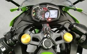 KAWASAKI ZX-25R ZX250E