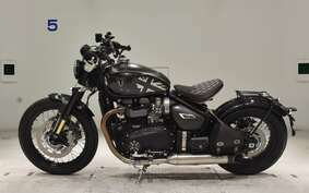 TRIUMPH BONNEVILLE BOBBER 2020