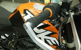 KTM 125 DUKE JGA40