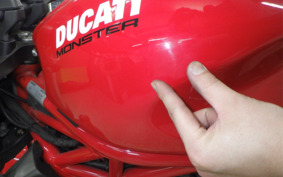 DUCATI MONSTER 821 STRIPE 2017