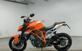 KTM 1290 SUPER DUKE 2015 V3940