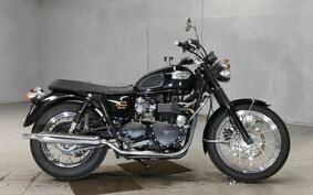 TRIUMPH BONNEVILLE 790 2005 J900TM