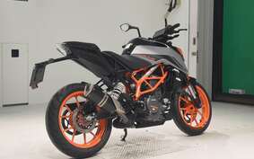 KTM 390 DUKE 2023