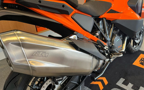 KTM 1290 SUPER ADVENTURE S 2024 V7940