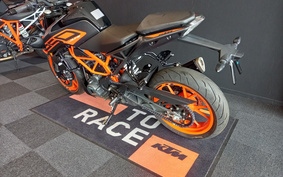 KTM 250 DUKE JPE40