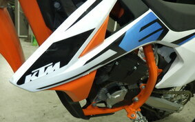 KTM SX E5