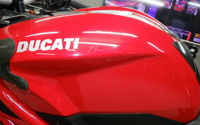 DUCATI STREETFIGHTER 848 2013