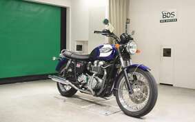 TRIUMPH BONNEVILLE T100 2005 J902TM