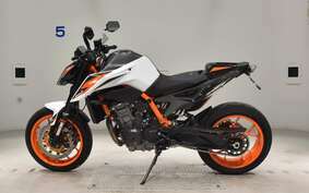 KTM 890 DUKE R 2021 TU940