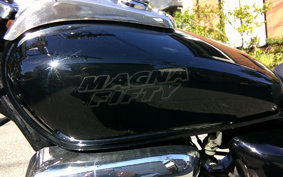 HONDA MAGNA 50 Trike AC13