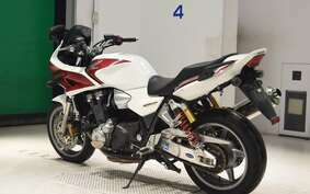 HONDA CB1300SB SUPER BOLDOR A 2012 SC54