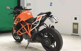 KTM 1290 SUPER DUKE R 2016 V3940