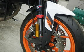 KTM 890 DUKE R 2021