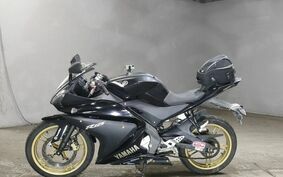 YAMAHA YZF-R125 RE06