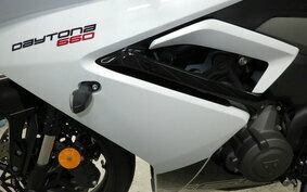 TRIUMPH DAYTONA660 2024