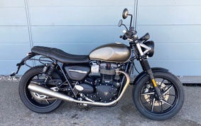 TRIUMPH STREET TWIN 2018 DAD74G