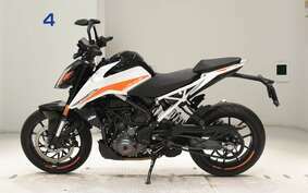 KTM 390 DUKE 2023