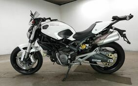 DUCATI MONSTER 696 + 2012 M500A